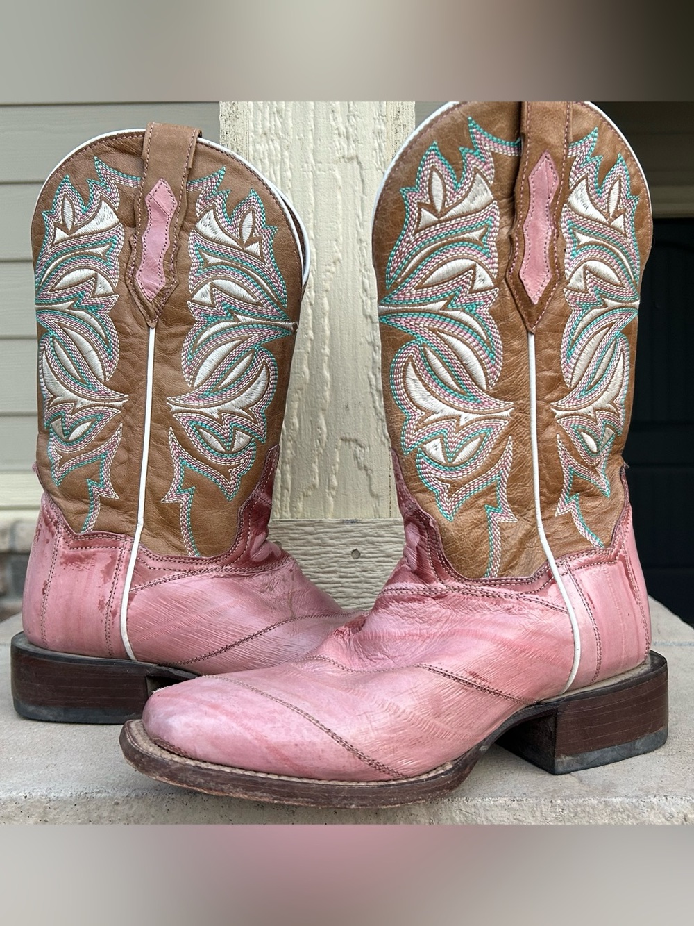 Women’s DAN POST EEL Exotic Pink Cowboy Boots sz 6.5